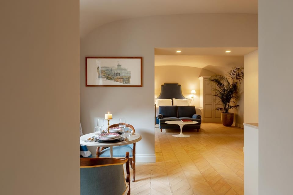 Dimora Storica Palazzo Borghese Apartment in Rome