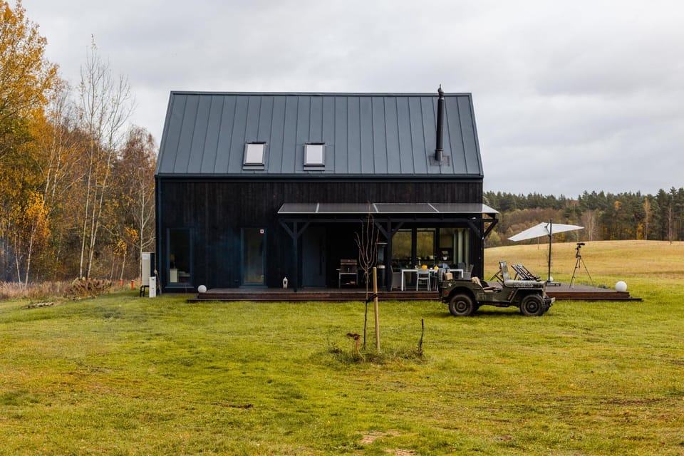 Property building, Spring, Day, Natural landscape, Winter, Summer, Garden, Autumn, Garden view