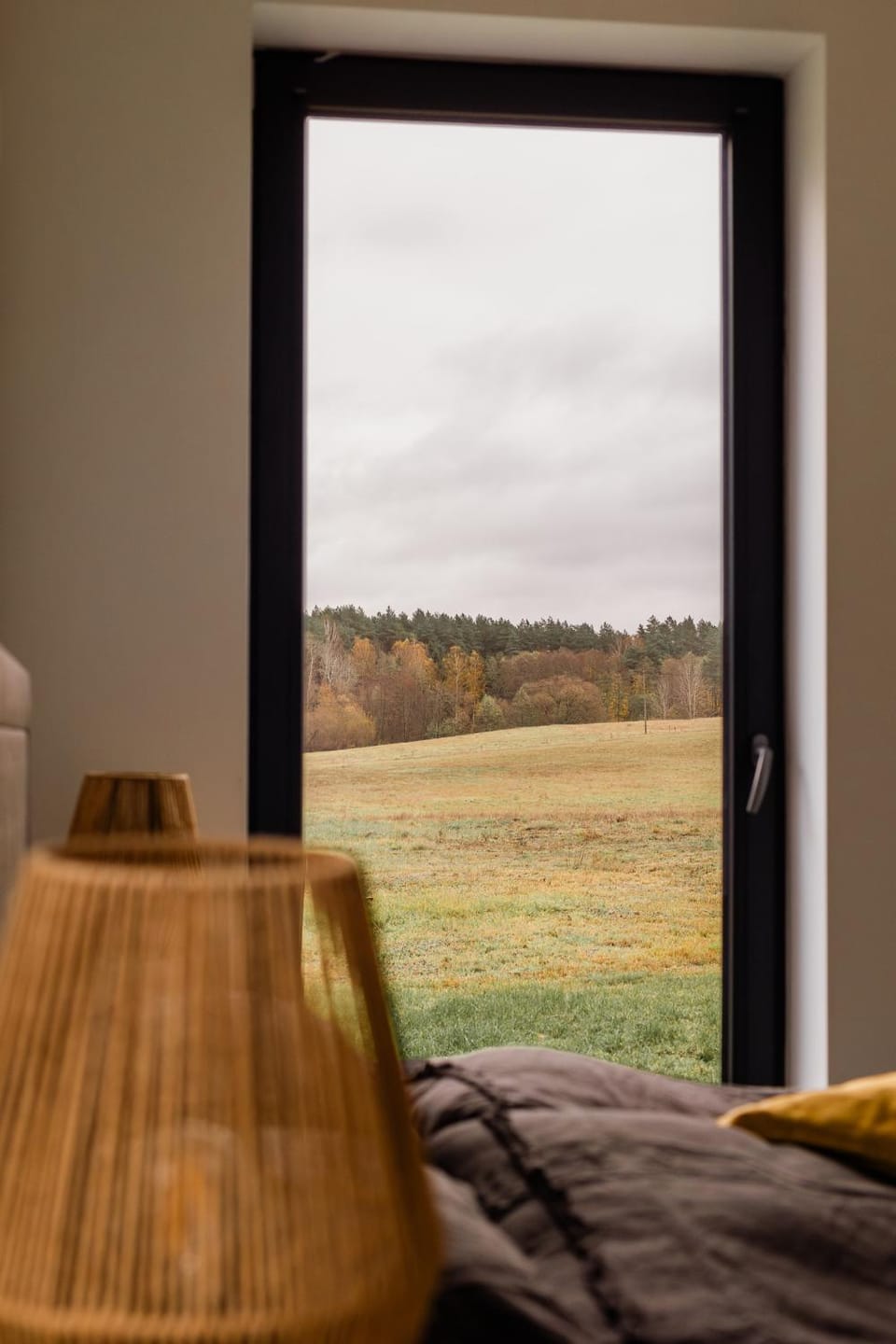 Bed, Photo of the whole room, Seating area, Bedroom