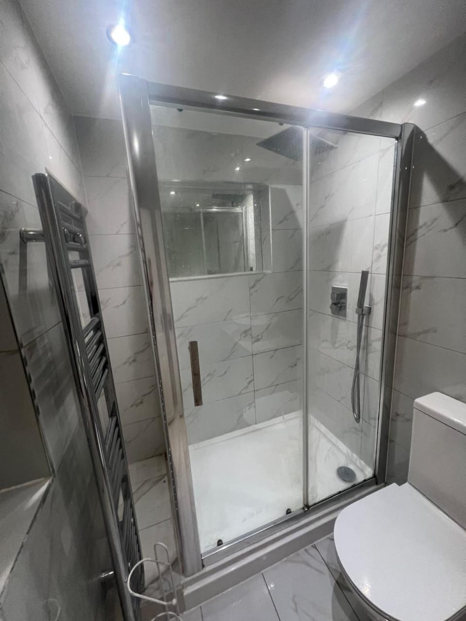 Good Priced Accommodation in Church Road, Northolt Bed and Breakfast in Hayes