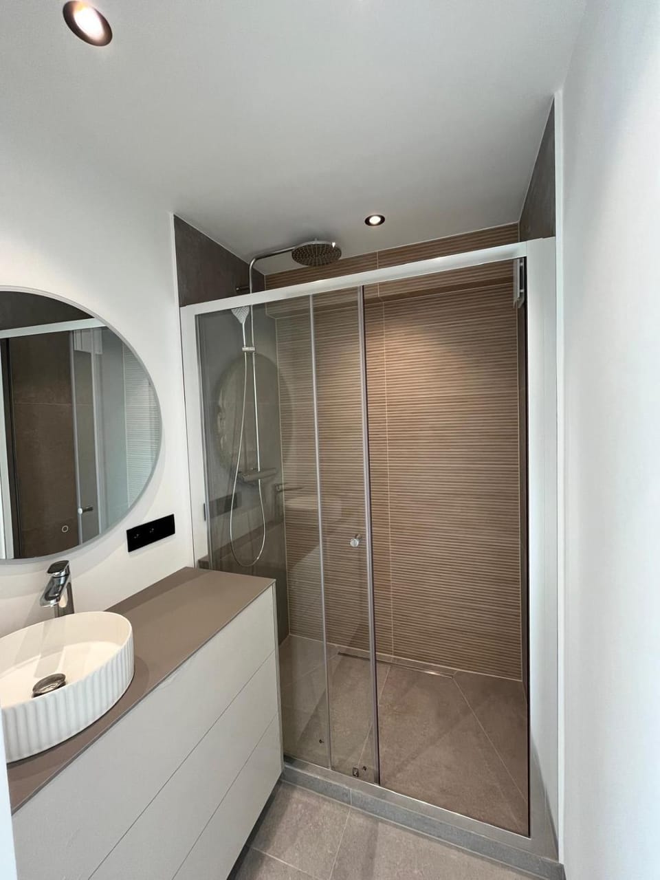 Shower, Bathroom