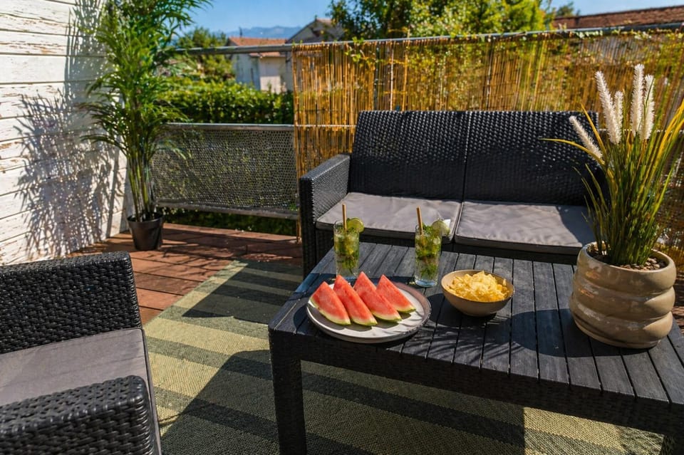 Balcony/Terrace, Breakfast