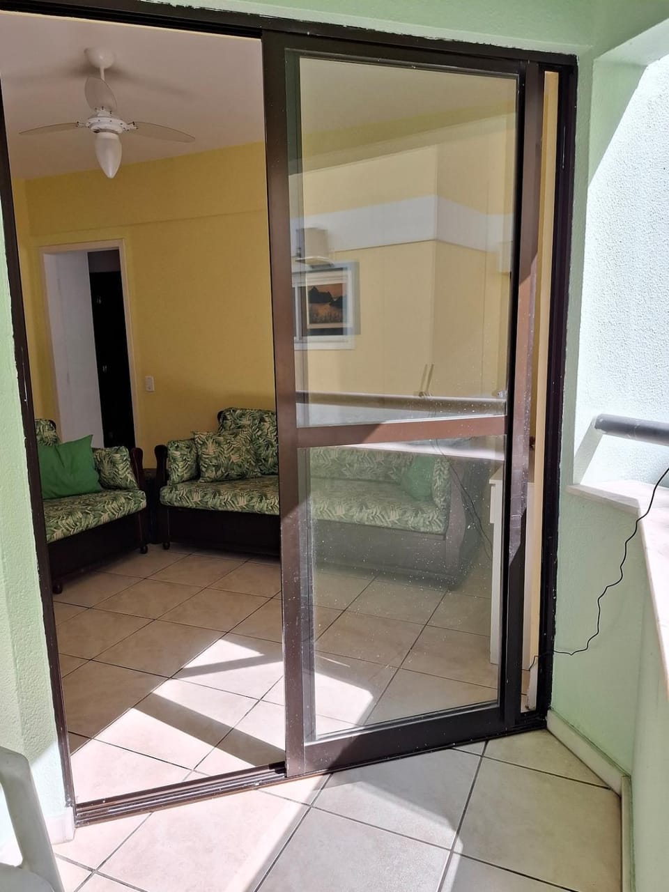 Apto de 3 quartos a 100 metros da praia Apartment in Florianopolis