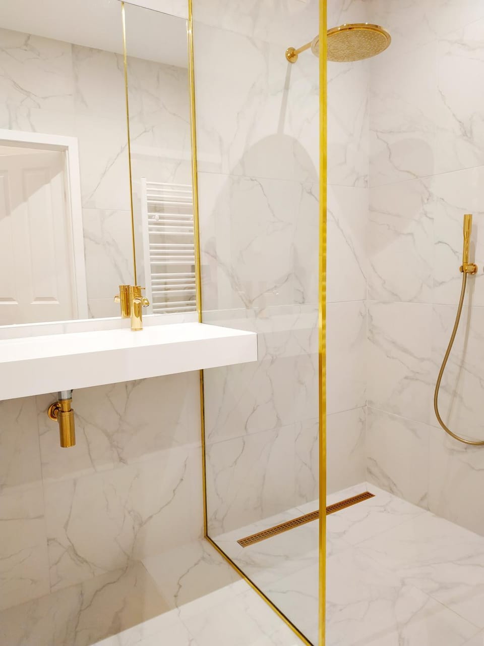 Shower, Bathroom