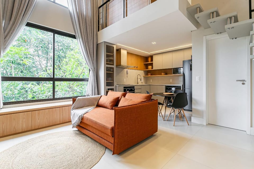 Kitchen or kitchenette, Dining area, stove