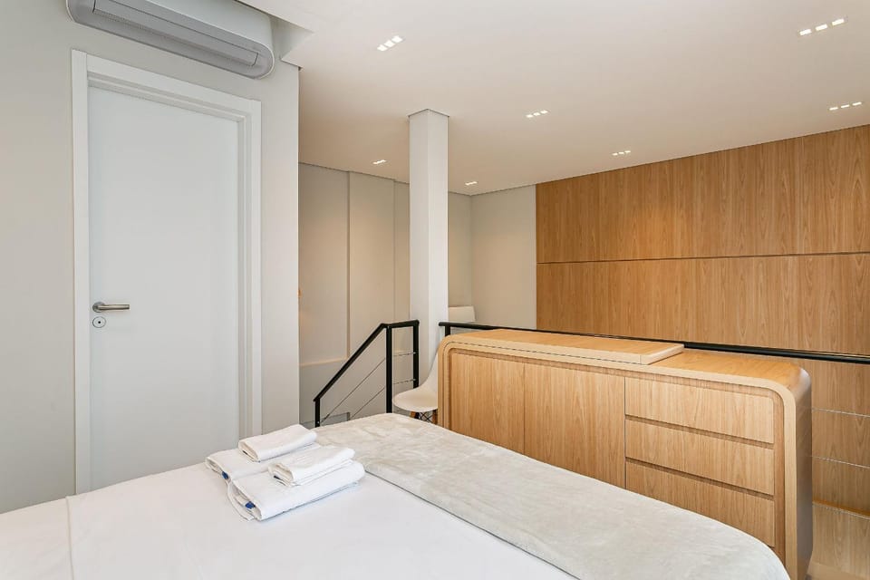 Bed, Photo of the whole room, Bedroom, towels, wardrobe