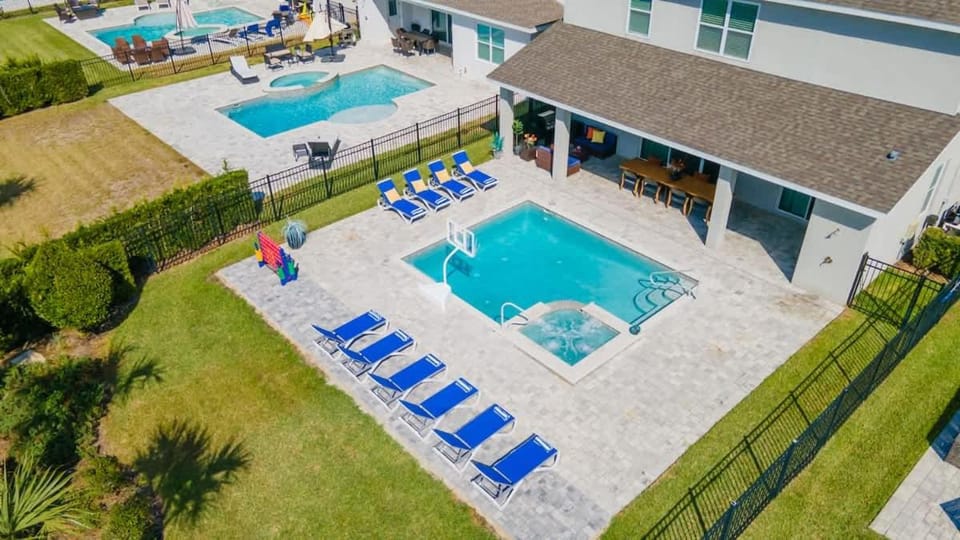 Magical 8BR Petfriendly Encore Resort next to Disney - 7678 House in Four Corners