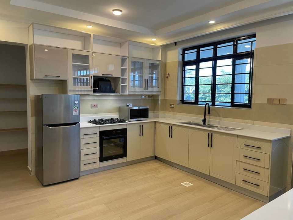 Kitchen or kitchenette, oven, stove