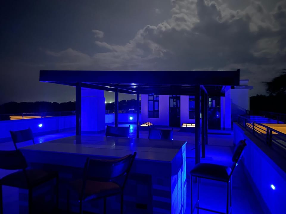 Night, Lounge or bar