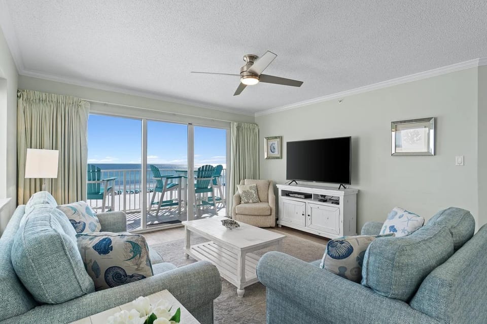 Book Me Baby! Gulf-Front Condo Shore Thing Apartment in Okaloosa Island