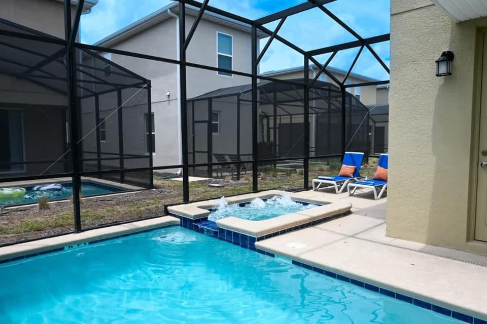 Gorgeous 5BR at Storey Lake next to Disney - 2924 House in Kissimmee