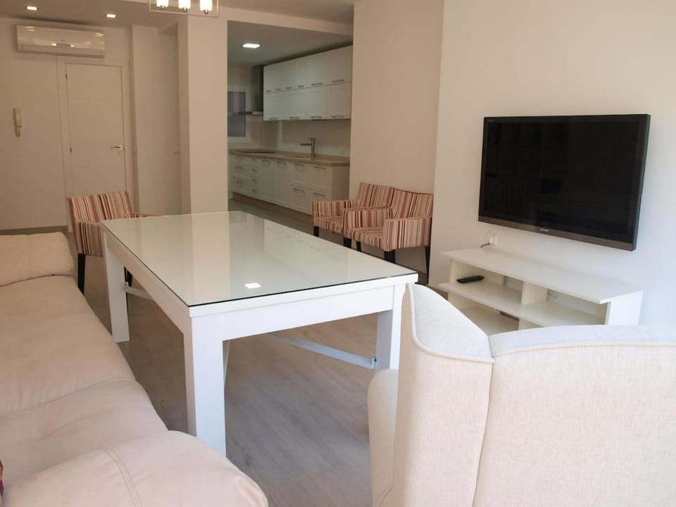Luxury appartment with 3 double rooms Apartment in Malaga