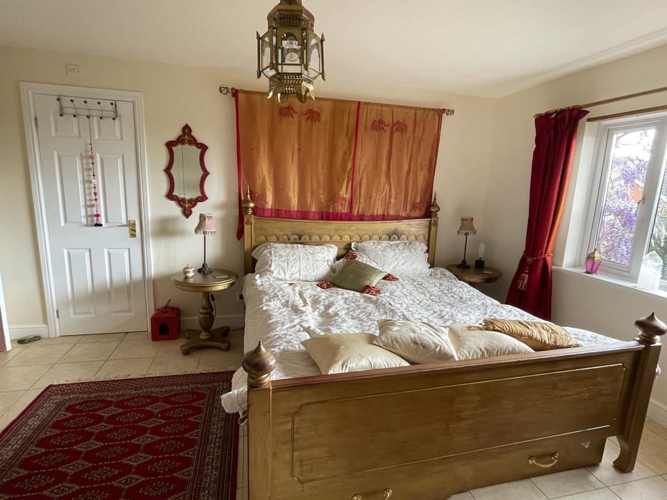 Bed, Bedroom