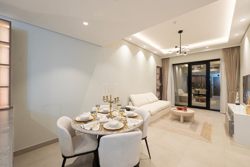 Venetian - Elegant 1BR in JVC & Perfect for Work Leisure Apartment in Dubai