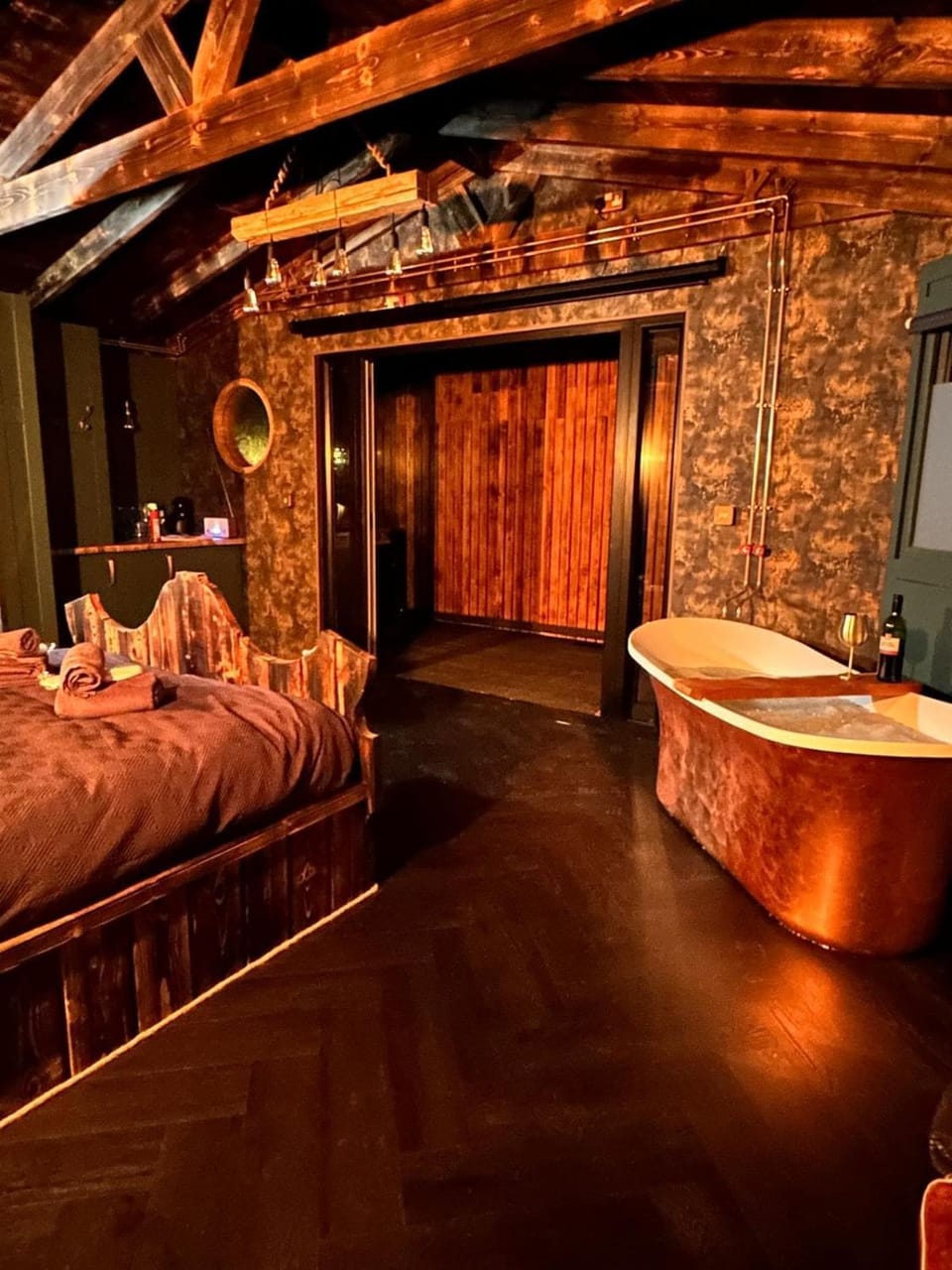 Bedroom, Bath