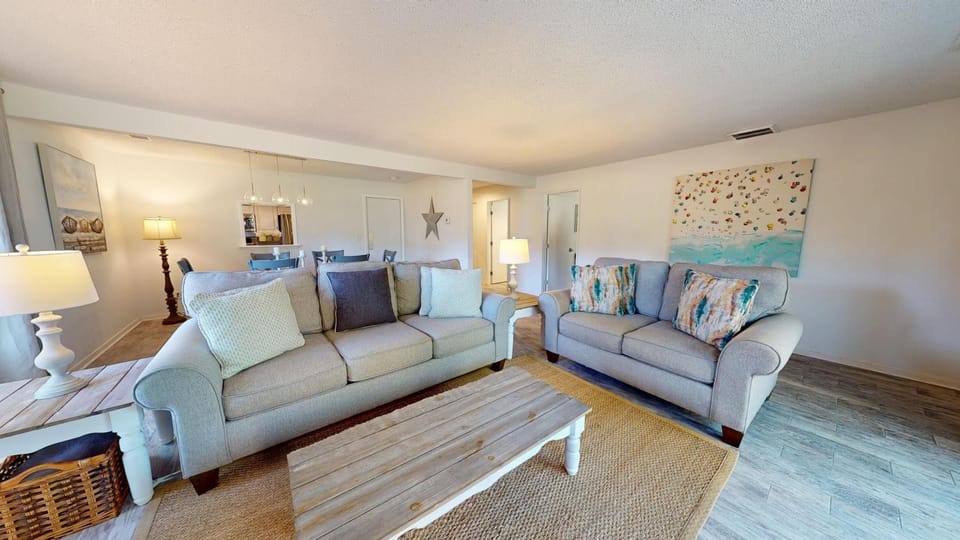 545 Queens Grant Apartment in Hilton Head Island