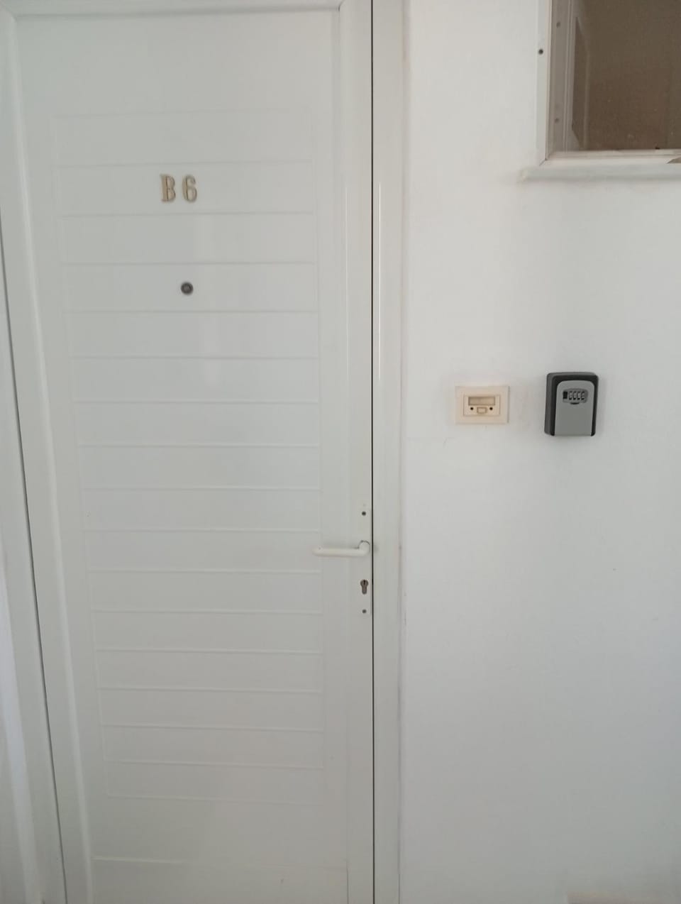 Property building, concierge