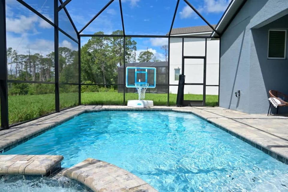 Gorgeous 6BR PetFriendly Pool next to Disney - 2004 House in Osceola County