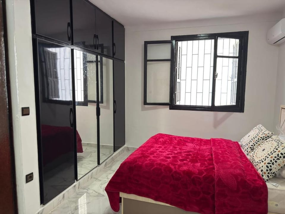Maison de vacances spacieuse avec jardinet, parking, wifi - Marina de Salé House in Rabat