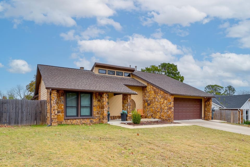 Tulsa Area Home w/ Fenced Yard: Pets Welcome! House in Tulsa