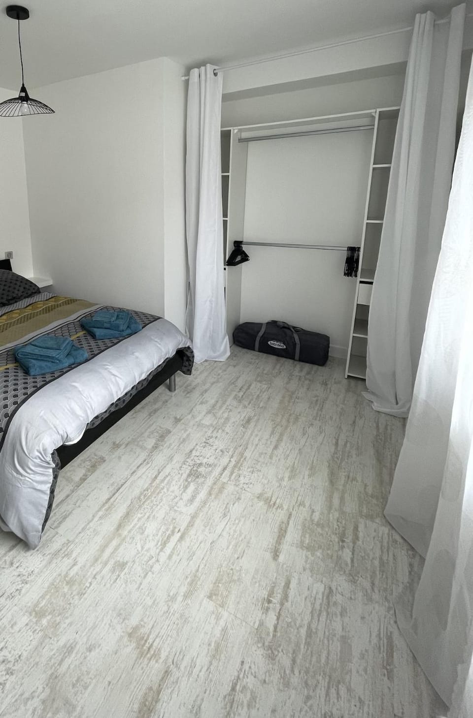 Bedroom, wardrobe
