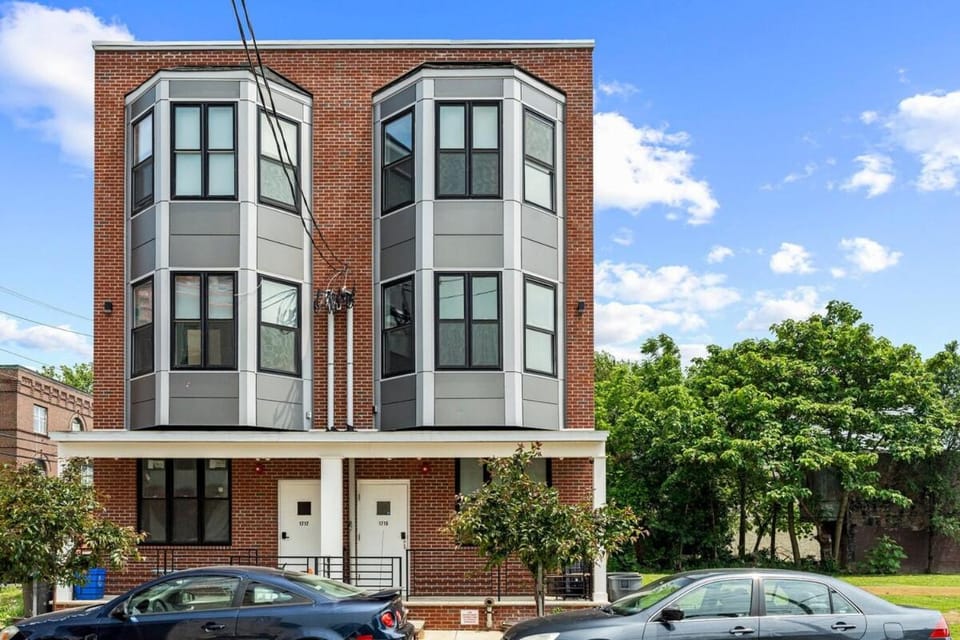 Elegant 1BR Stay Near Zoo & Downtown Philly Apartment in Philadelphia