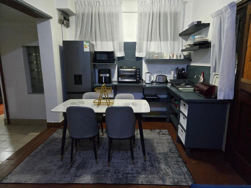Very Cosy Cottage Apartment in Durban