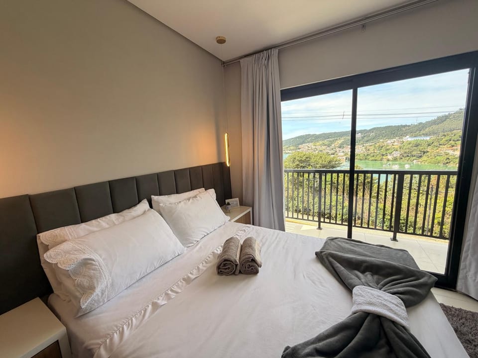 Bedroom, Sea view
