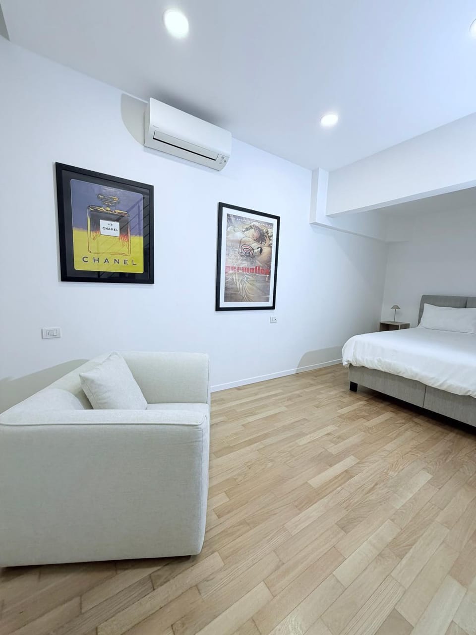 Chic loft Porta Venezia Apartment in Milan