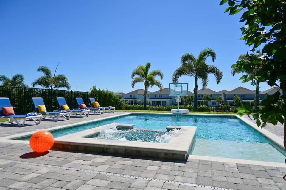 Amazing 8BR at Encore Resort next to Disney - 221 House in Osceola County