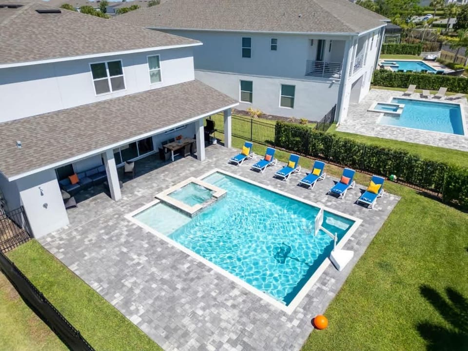 Amazing 8BR at Encore Resort next to Disney - 221 House in Osceola County