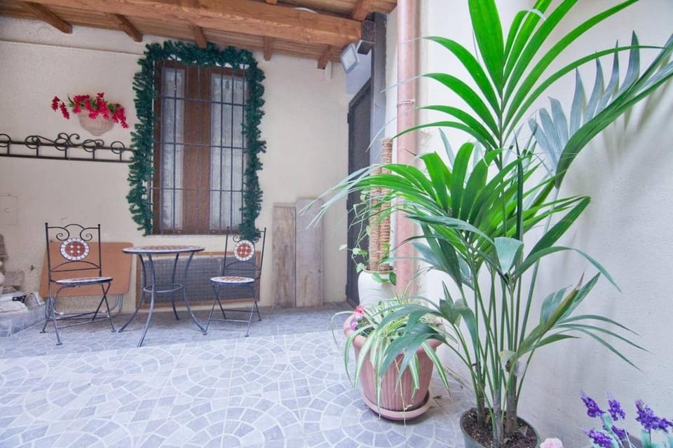 Colosseo da Flavio Apartment in Rome