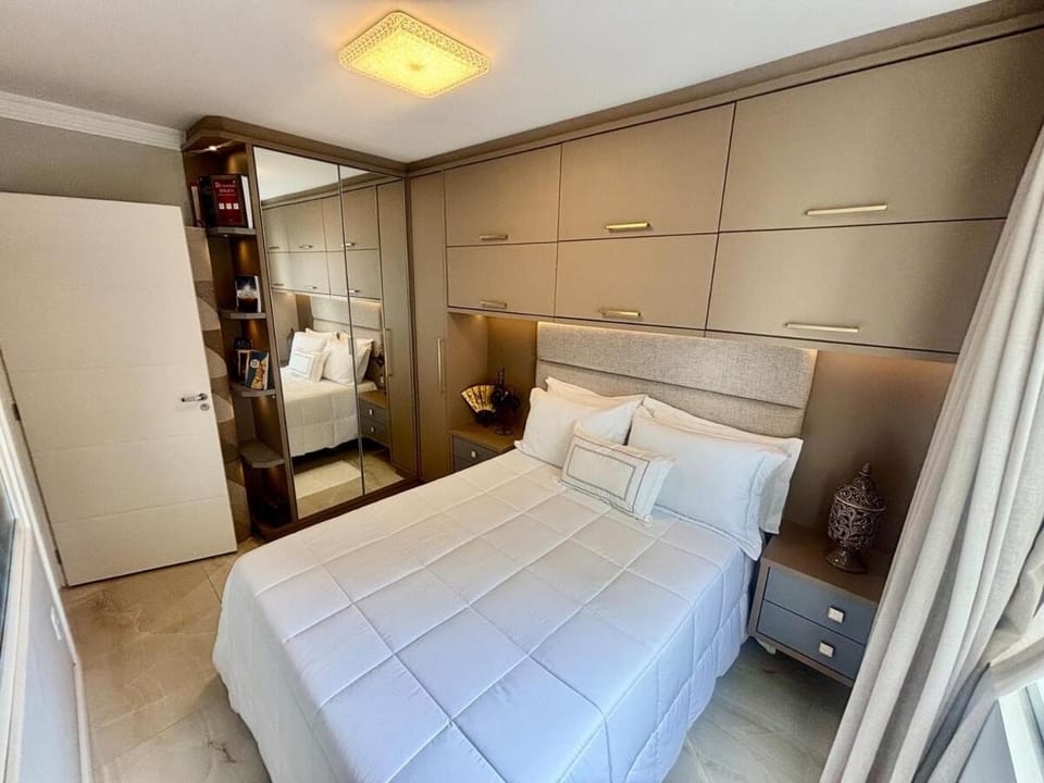 Lindo apartamento a 50 Metros da praia de Balneário Camboriú, com vista mar Apartment in Camboriú