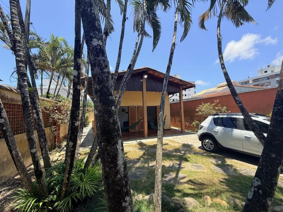 Casa para família - 10 pessoas - Itaguá - 3 quadras da orla House in Ubatuba