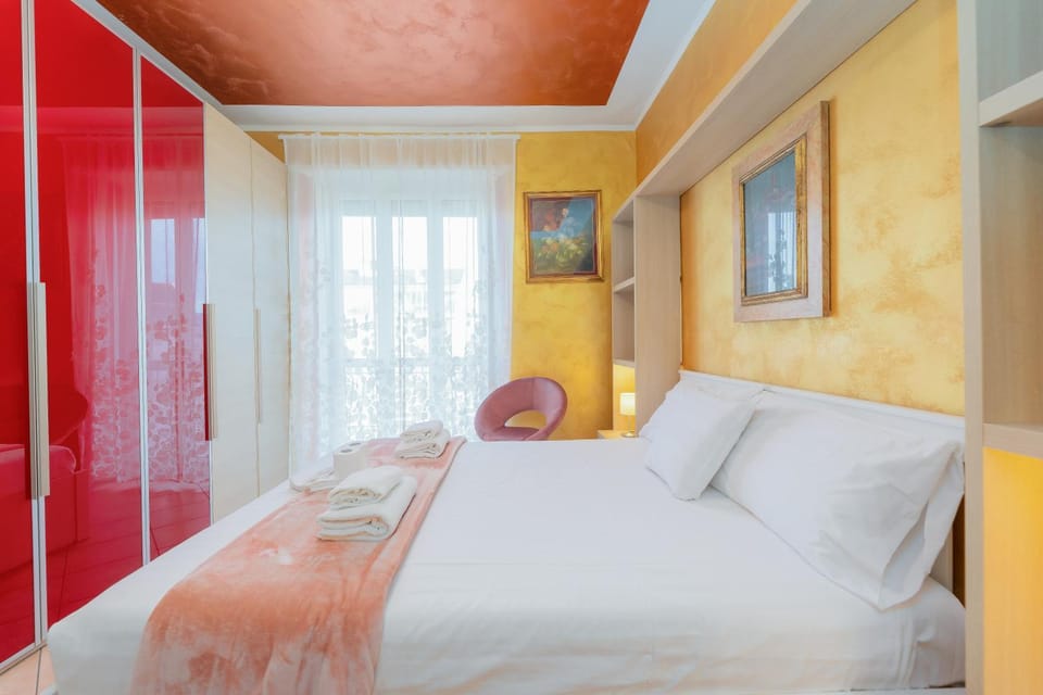 Bed, Bedroom