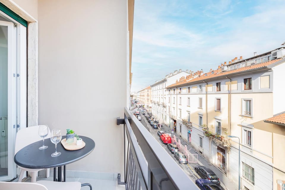 Easylife - Milan - Paoli 6 P3 - Navigli Apartment in Milan