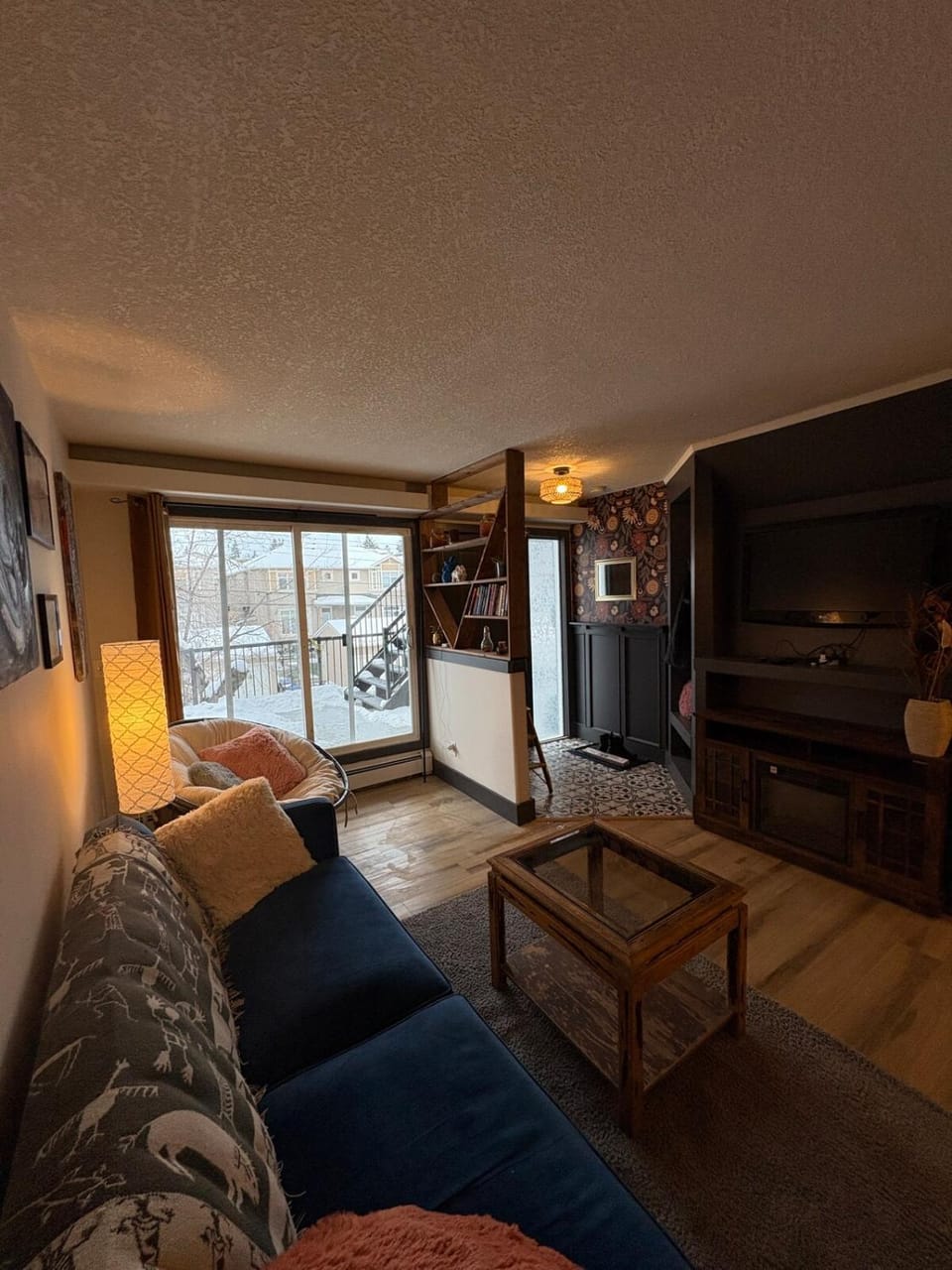 Communal lounge/ TV room