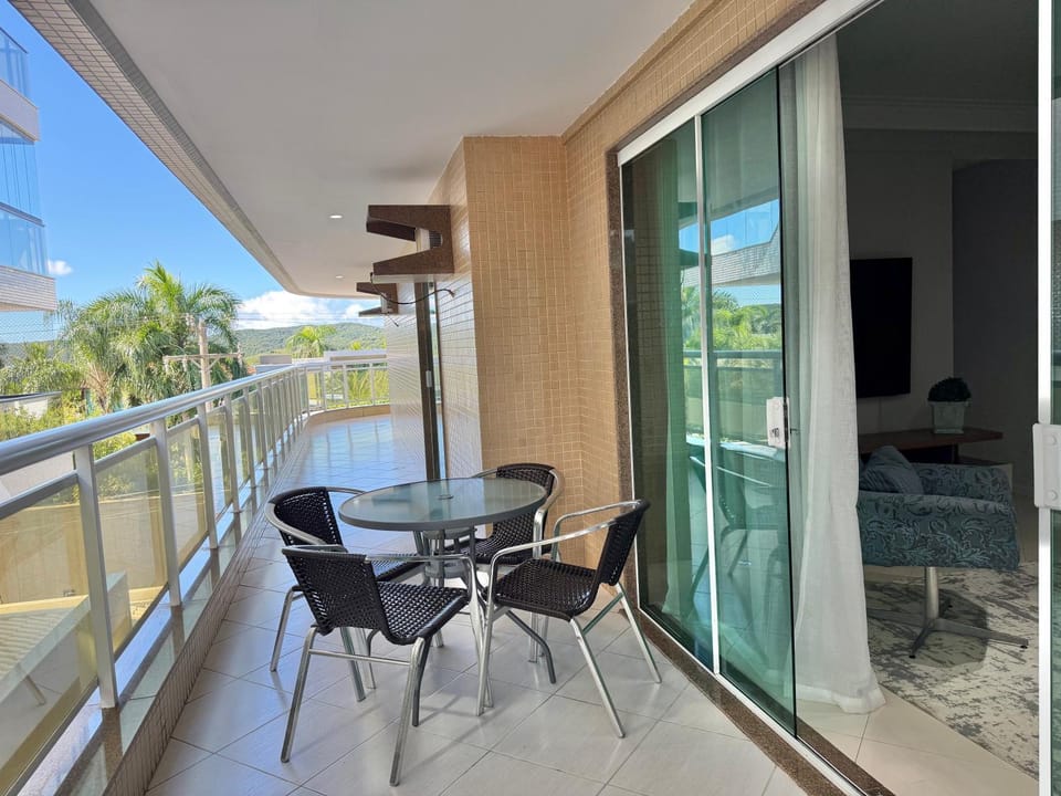 SW12103 - Apto 3Q a poucos passos do mar e da Passagem Apartment in Cabo Frio