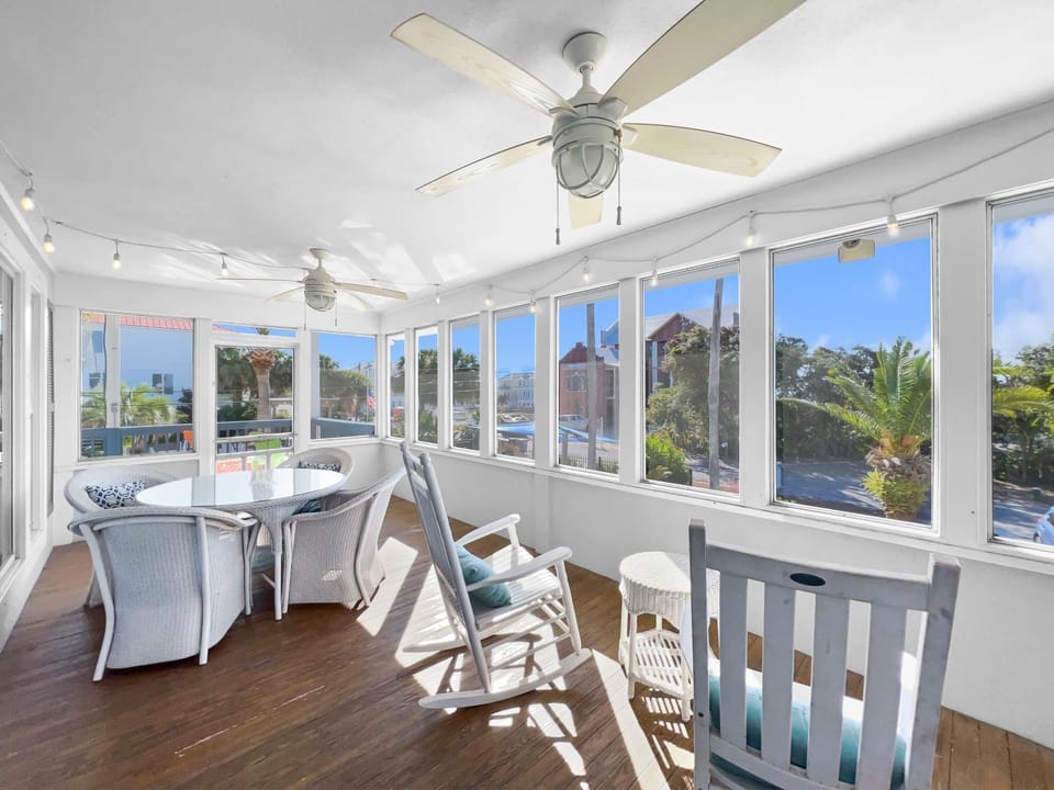 Lagerheads l Beach Views l Private Pool l Dog Friendly l Includes 4 Bikes House in Inlet Beach