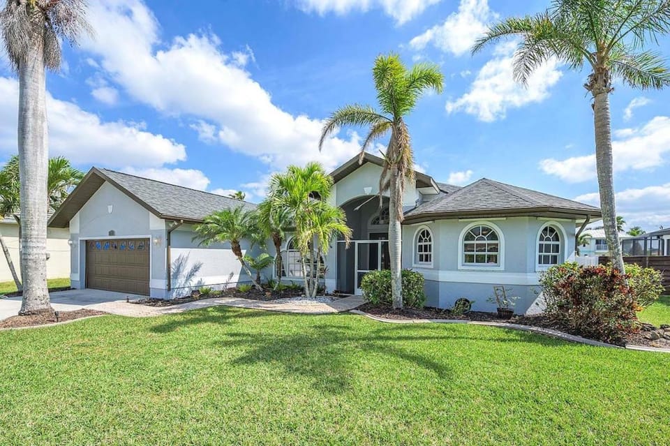 Flamingo House Villa in Cape Coral
