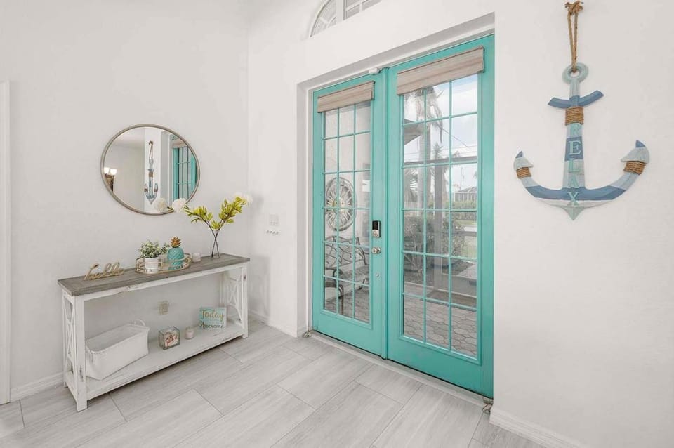 Flamingo House Villa in Cape Coral