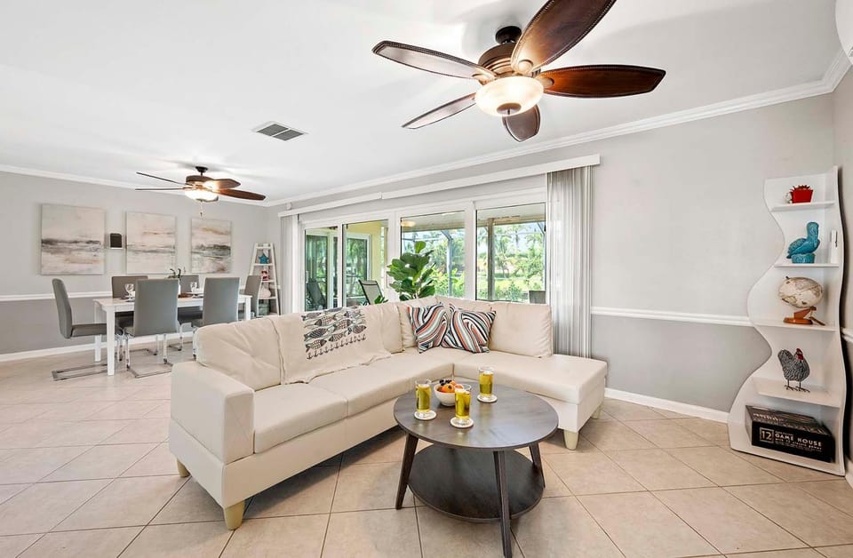 Modern Sailor Villa in Cape Coral