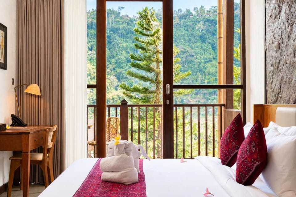 Bed, View (from property/room), Bedroom