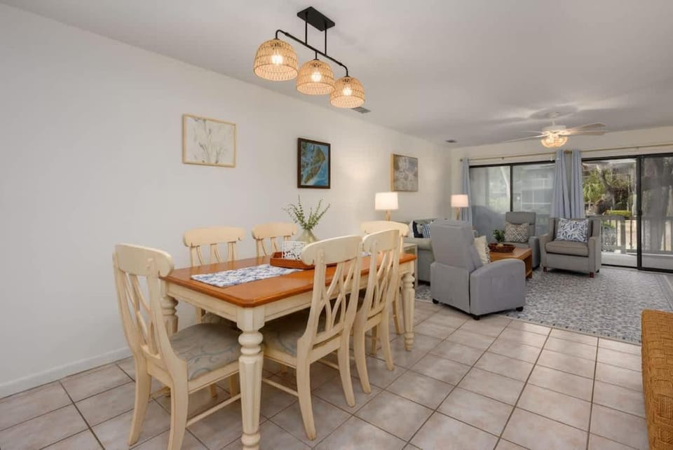 203 Tennismaster Shipyard Villa with Pool Views House in Hilton Head Island