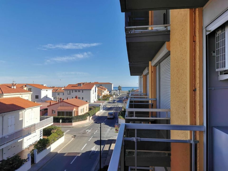 Résidence Suffren - Appartement 2 pièces 4 couchages LE BARCARÈS. Réf: 10SUF_305 MAE-1523 Apartment in Le Barcarès