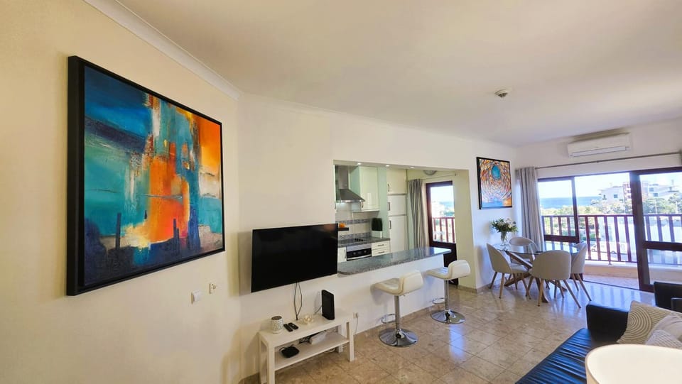 Balcony/Terrace, Lounge or bar, Sea view