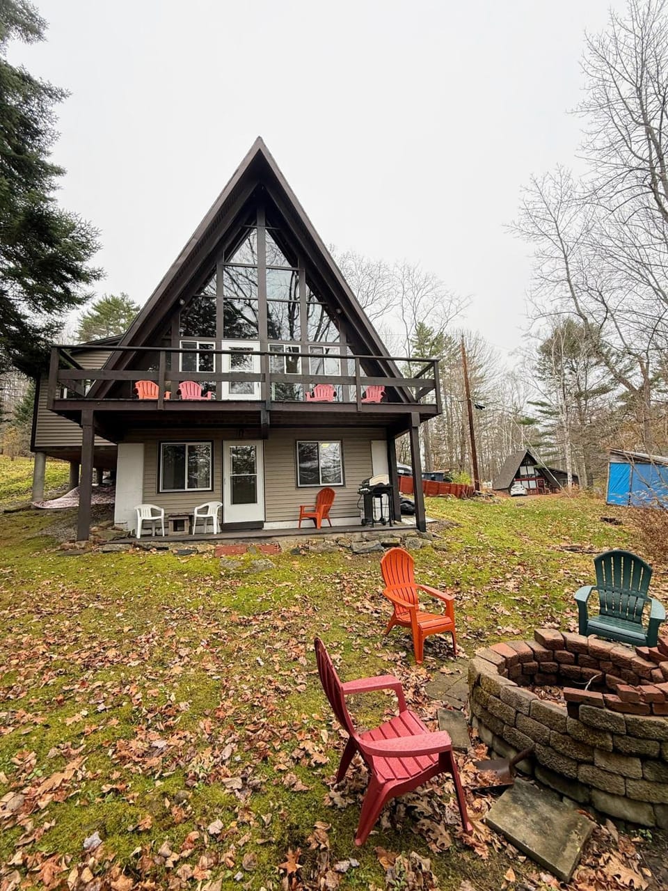 4M Cozy A-Frame in Bethlehem, NH - Fireplace, Firepit & Close to Skiing & Trails, Dogs welcome! Chalet in Littleton