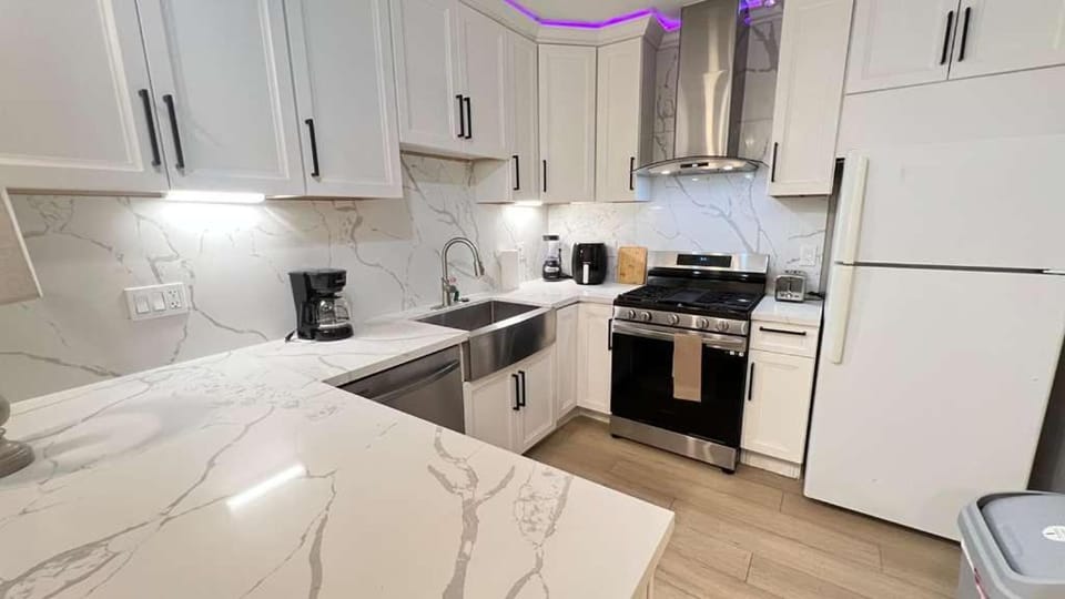 8354 Adam Unit B 1Bed 1Bath by SD Stay House in Lemon Grove