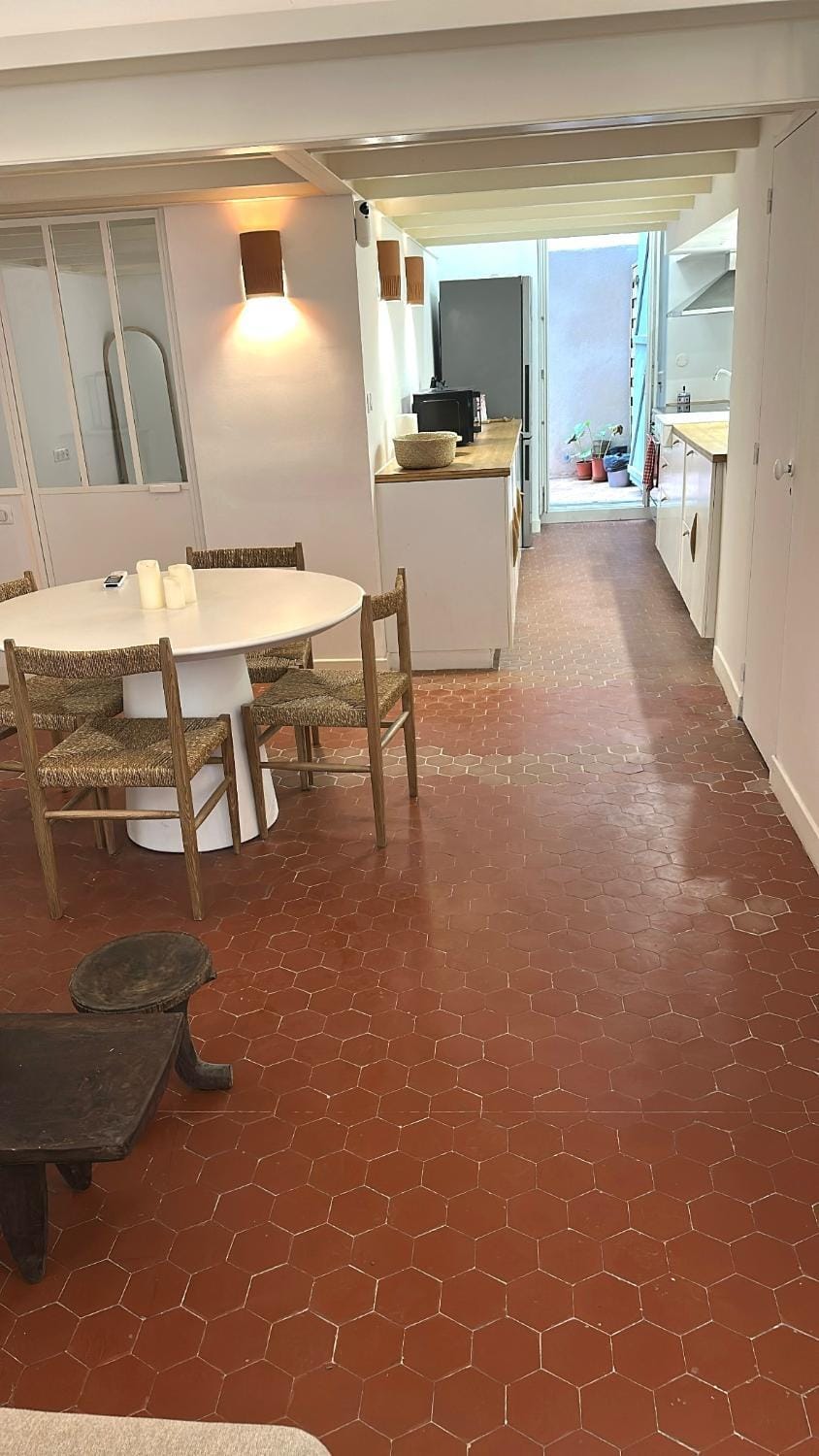 FLCbm - Premium Duplex Loft - Joliette Docks Apartment in Marseille