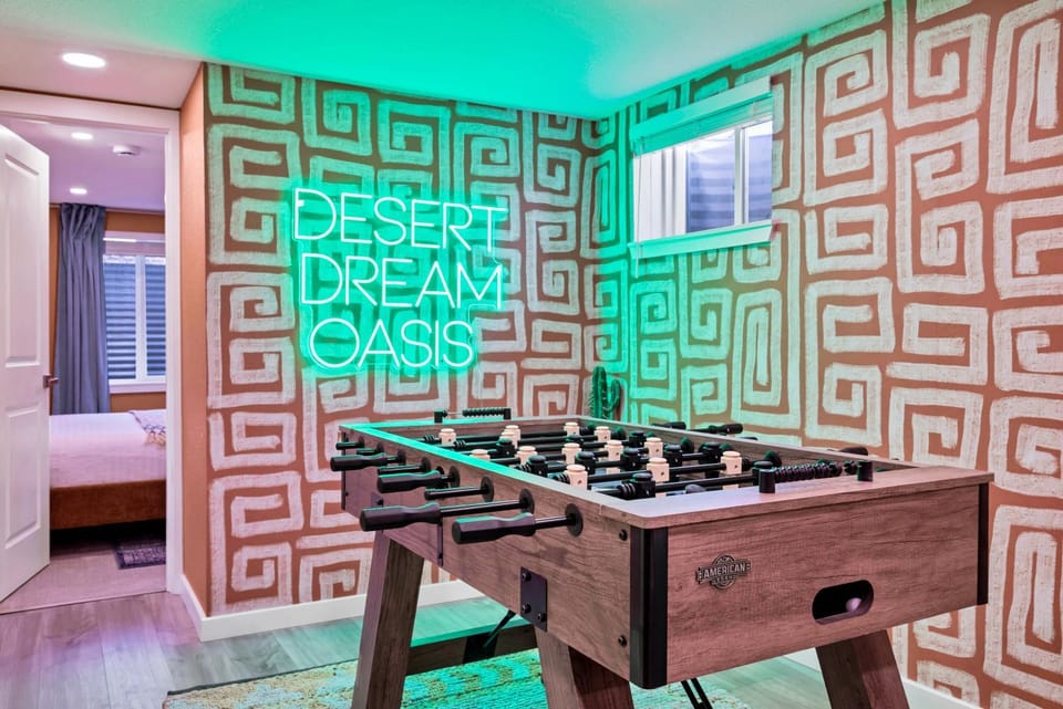 Living room, Decorative detail